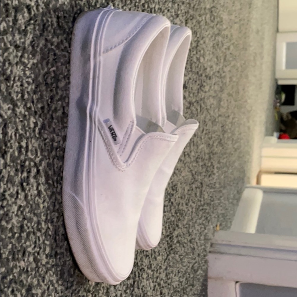 Vans - Picture 4 of 5